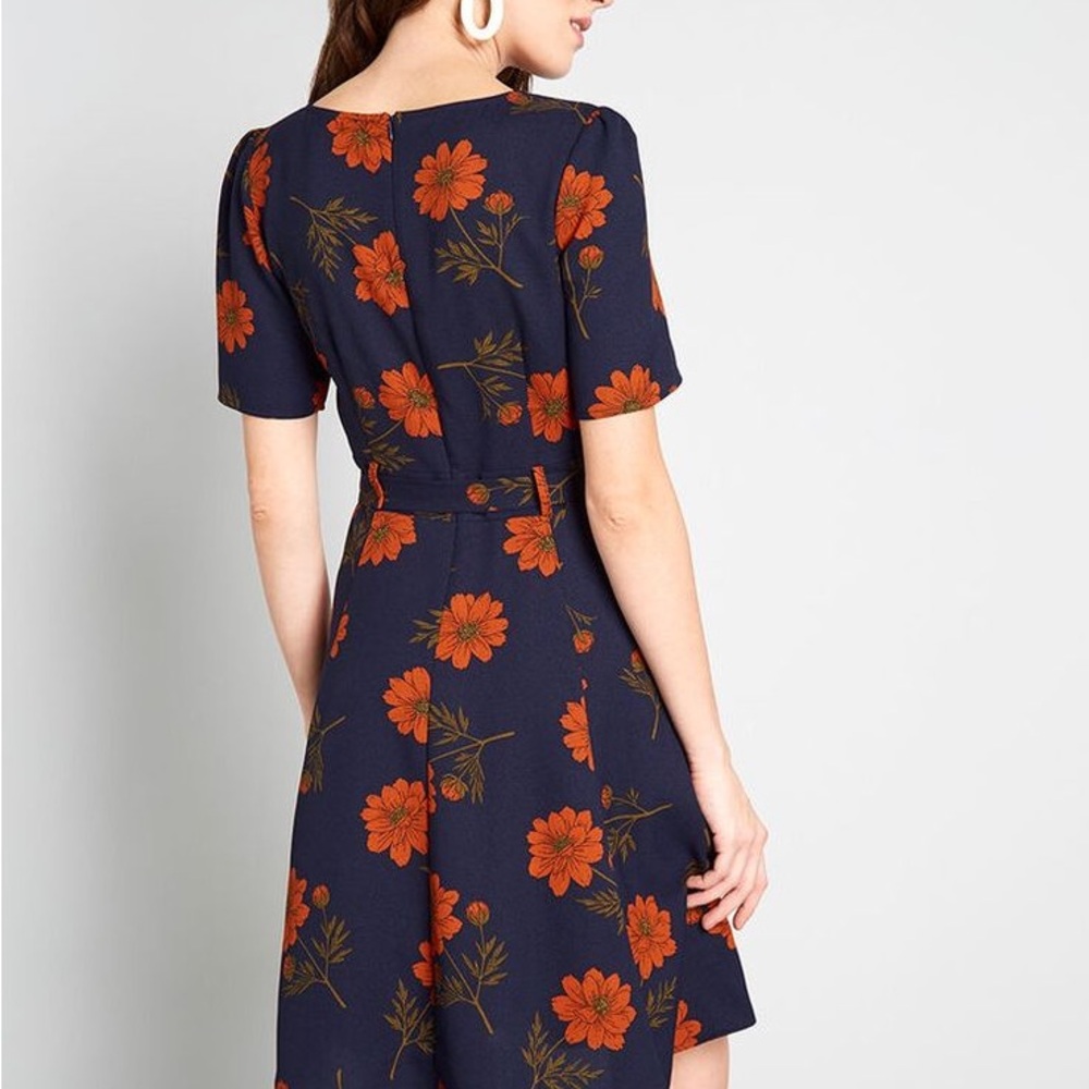 Princess Highway Navy with Orange Poppy Floral Design, Midi Tie-Waist - Picture 2 of 10